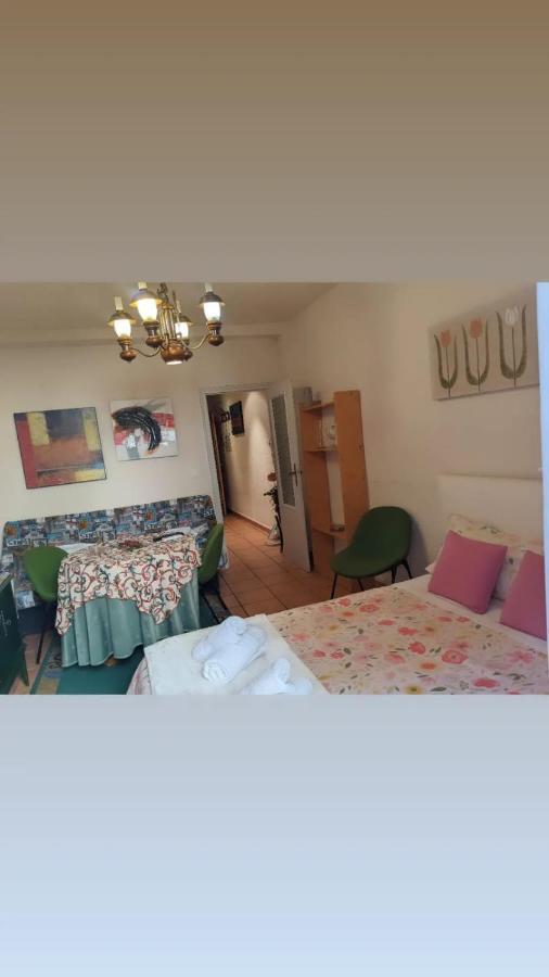 גרנדה Calle Frailes Apartamento מראה חיצוני תמונה
